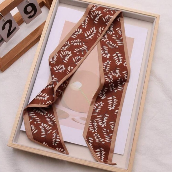 Brown Leaf Pattern Scarf #1825 - Picture 1 of 4